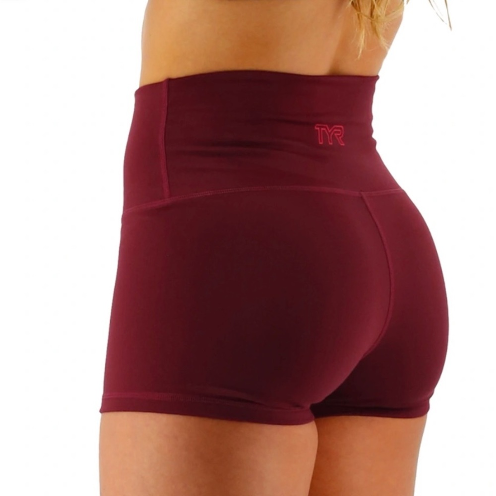 TYR Women's Base Kinetic High-Rise 2" Short